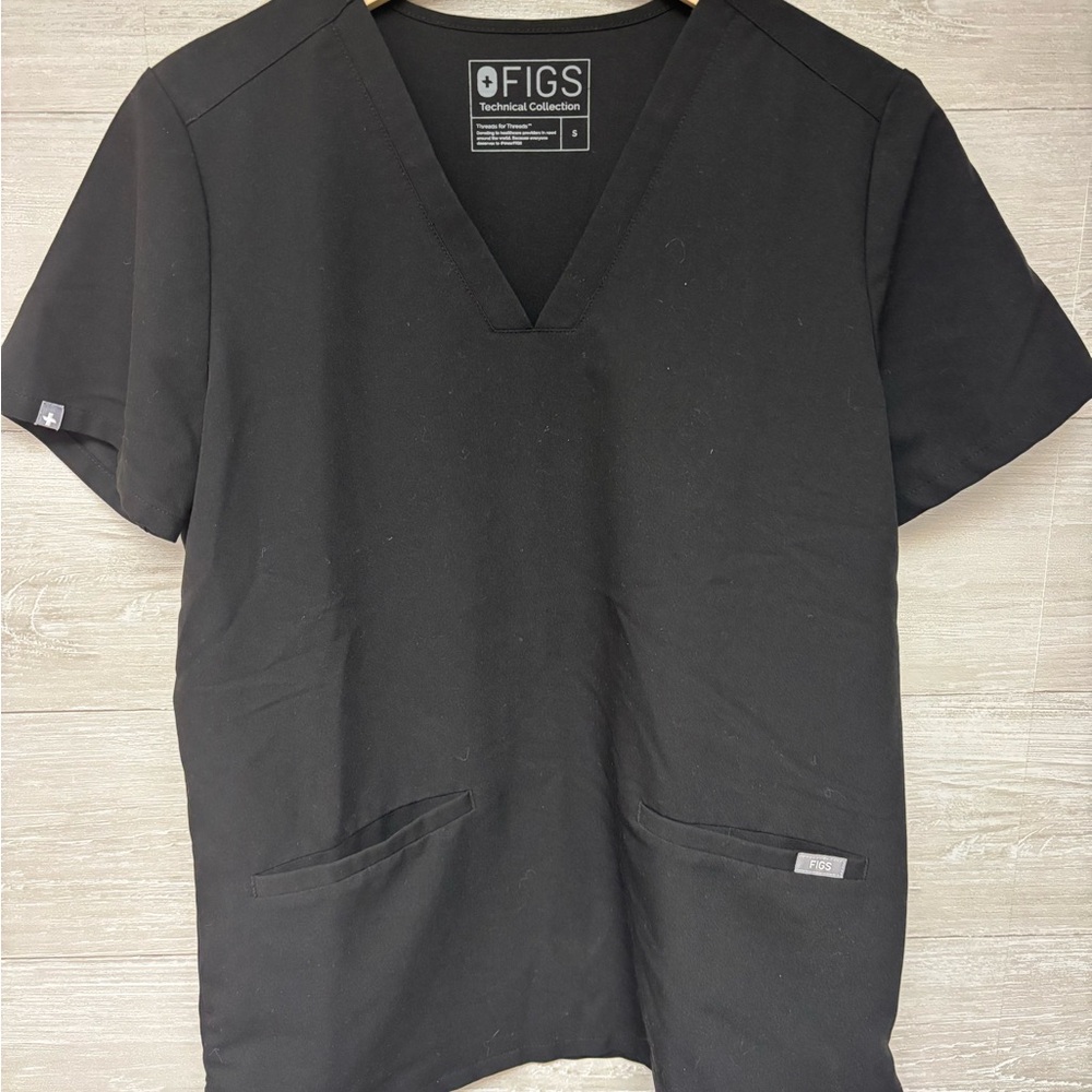 * | Figs | top. Size S.